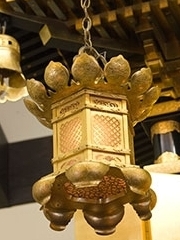 TempleArtifacts: Tsuri Toro Lamp